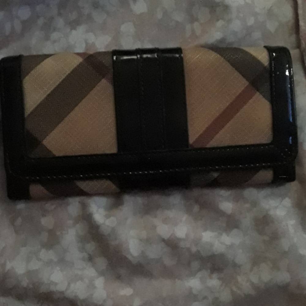 Burberry wallet